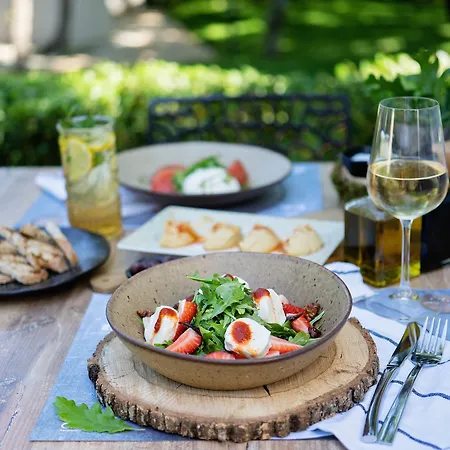 Utopia Forest ホテル 3*