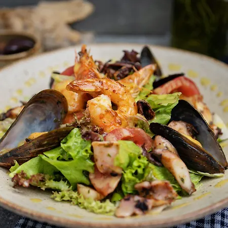 Utopia Forest ホテル 3*