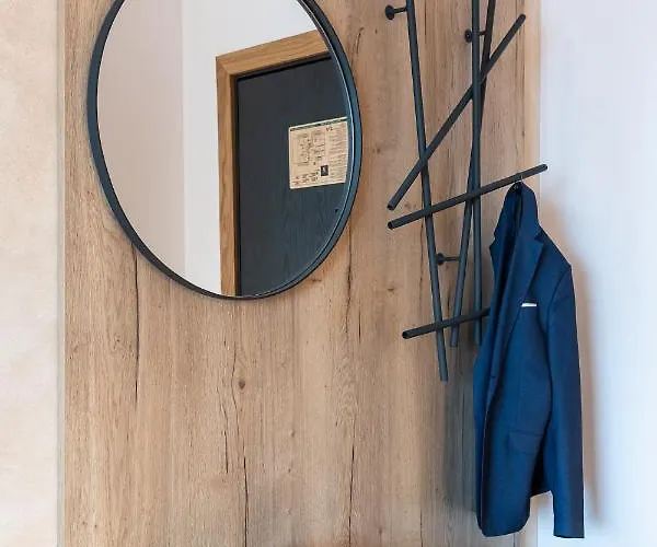 Utopia Forest 酒店 3*