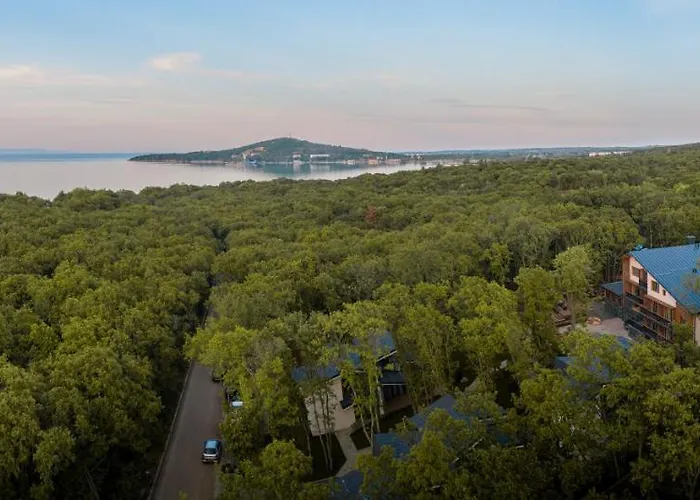 Utopia Forest 酒店