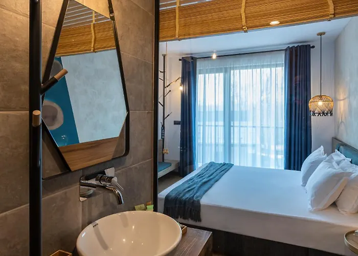 Utopia Forest 酒店 3*