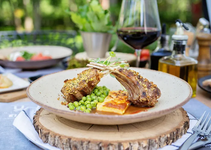 Utopia Forest 酒店